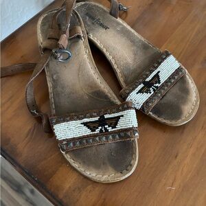 Minnetonka Brown Leather Beaded Strap Sandals with White Accents